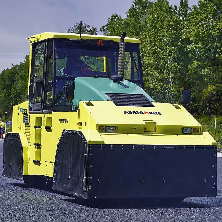 Rouleau compresseur à pneus AP 240 TIER 3 Ammann