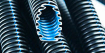 gaine annel&eacute;e en polypropyl&egrave;ne sans halog&egrave;ne pour protection de c&acirc;bles &oslash; 16 - 25 mm, 750 N | FLEX HiSpeed&trade;   PM PLASTIC MATERIALS