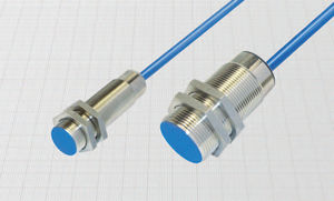 capteur de proximité capacitif / cylindrique / IP65 / NAMUR