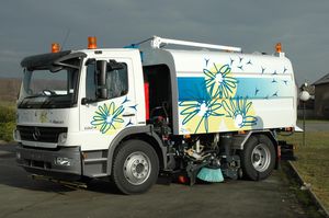 balayeuse de voirie / diesel