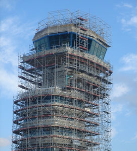 échafaudage fixe / modulaire / de façade