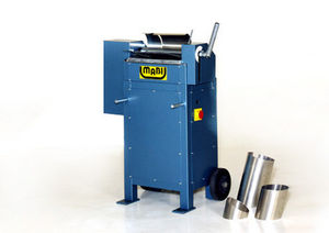 poinçonneuse semi-automatique / pneumatique / pour tôle métallique