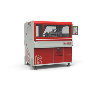 poinçonneuse automatique / hydraulique / pour profilés en aluminium / pour profilés en matières plastiques