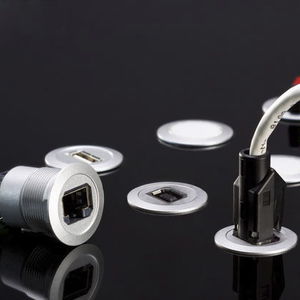 connecteur de données / USB / rond / à montage sur panneau