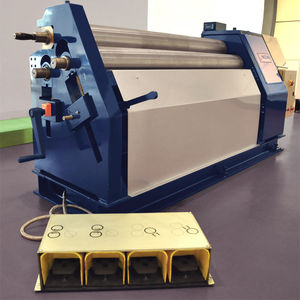 rouleuse à 3 rouleaux / électrique / conique / pour pièce de grande dimension
