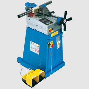 cintreuse manuelle / électrique / de tubes / à assistance numérique