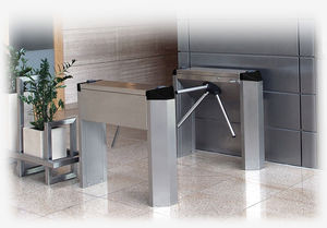 tourniquet pour trafic intense / tripode