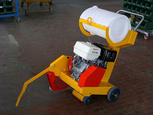 machine à scier verticale / circulaire / pour asphalte / compacte
