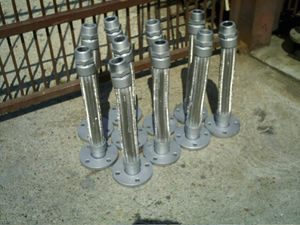 tuyaux flexibles pour produits chimiques / pour applications pétrochimiques / en acier inoxydable / tressés