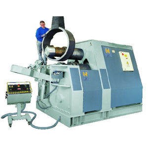 rouleuse à 3 rouleaux / hydraulique / avec panneau de contrôle mobile