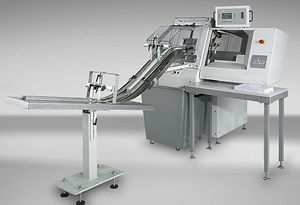 machine de découpe pour métal / pour matières plastiques / à l'emporte pièce / d'étiquettes