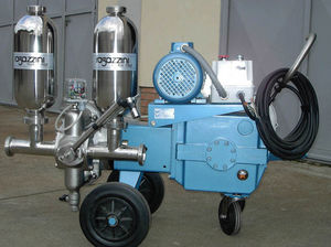 pompe pour produits chimiques / électrique / à piston / industrielle
