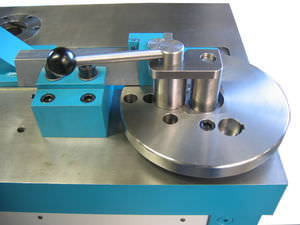 cintreuse universelle / hydraulique / de tubes / de profilés