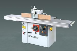 scie-toupie pour le bois