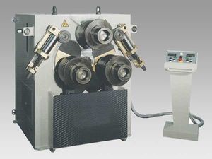 cintreuse hydraulique / électrique / de tubes / de profilés