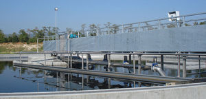 clarificateur circulaire / avec pont racleur