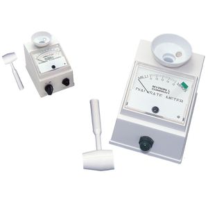 conductimètre portable / avec compensation de température automatique