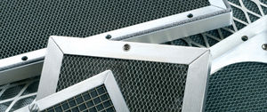 grille de ventilation en aluminium / à nid d'abeille / CEM
