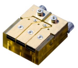 matrice de diodes laser à onde continue / à état solide / de longueur d'onde multiples / horizontale