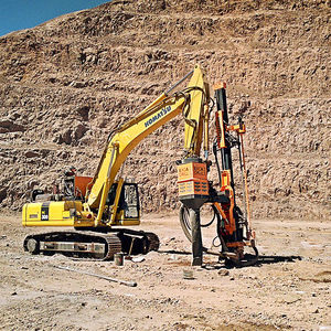 foreuse de pieux de fondation / sur chenilles / rotative / pour pierre de taille