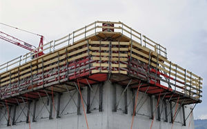 plateforme de travail / suspendue / pour coffrage