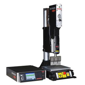 machine de soudage à ultrasons / AC / semi-automatique