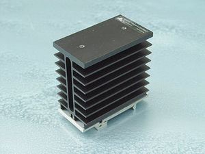 dissipateur thermique de puissance / pour électronique