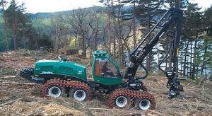 abatteuse forestière sur pneus