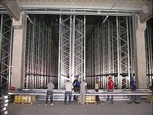rayonnage entrepôt de stockage / pour charges lourdes / multistockage / pour produits encombrants