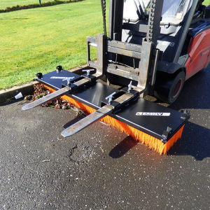 balayeuse pour chariot élévateur / sans moteur