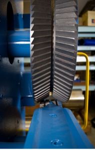 machine à dénuder de câbles électriques / à lâme / électrique