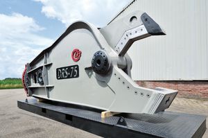 cisaille de démolition hydraulique / pour excavatrice