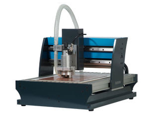 fraiseuse CNC 3 axes / universelle