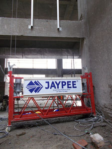plateforme de levage / suspendue