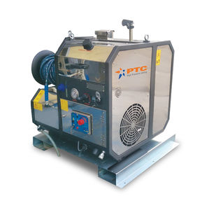 nettoyeur à eau chaude / à moteur diesel / stationnaire / haute pression