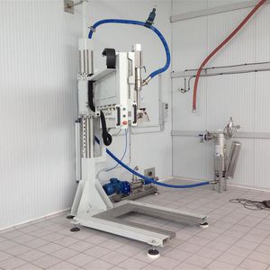 remplisseuse pour bouteilles en verre / de fûts / de pots / IBC