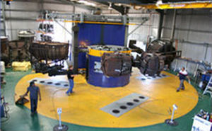 machine de rotomoulage à bras fixes