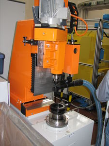 machine à équilibrer verticale / statique / pour poulie
