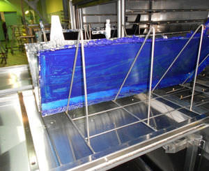 machine de lavage à solvant / automatique / de process / par aspersion