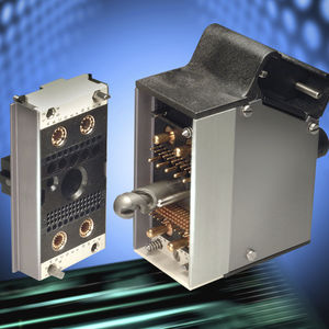 connecteur combiné / d'alimentation électrique / de données / coaxial