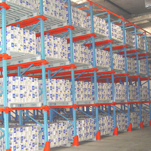 rayonnage à palette / entrepôt de stockage / pour charges lourdes / mi-lourd