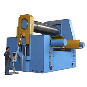 rouleuse à 3 rouleaux / hydraulique / pour applications lourdes / avec panneau de contrôle mobile