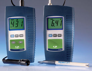 pH mètre portable / de process / avec conductimètre / avec afficheur LCD