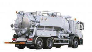 camion hydrocureur / aspirateur / à 3 essieux