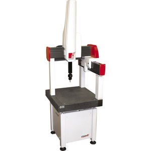machine de mesure tridimensionnelle à portique / à capteur multiple / de table