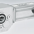 moto-réducteur électrique brushless / DC / à engrenages à denture droite / compact - 90 - 150 W, IP 54 | UECG series