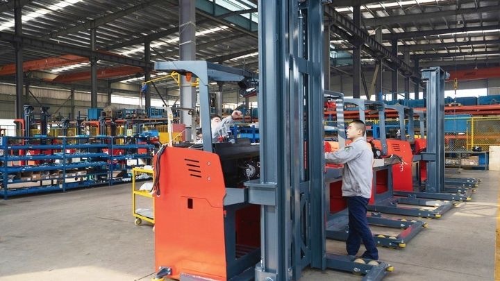 MiMA electric forklift Photo 6