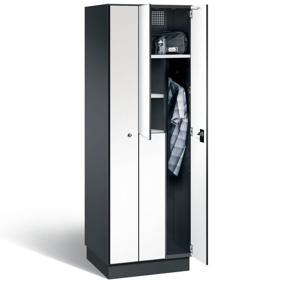 Armoire vestiaire séchante S series C + P Möbelsysteme avec porte