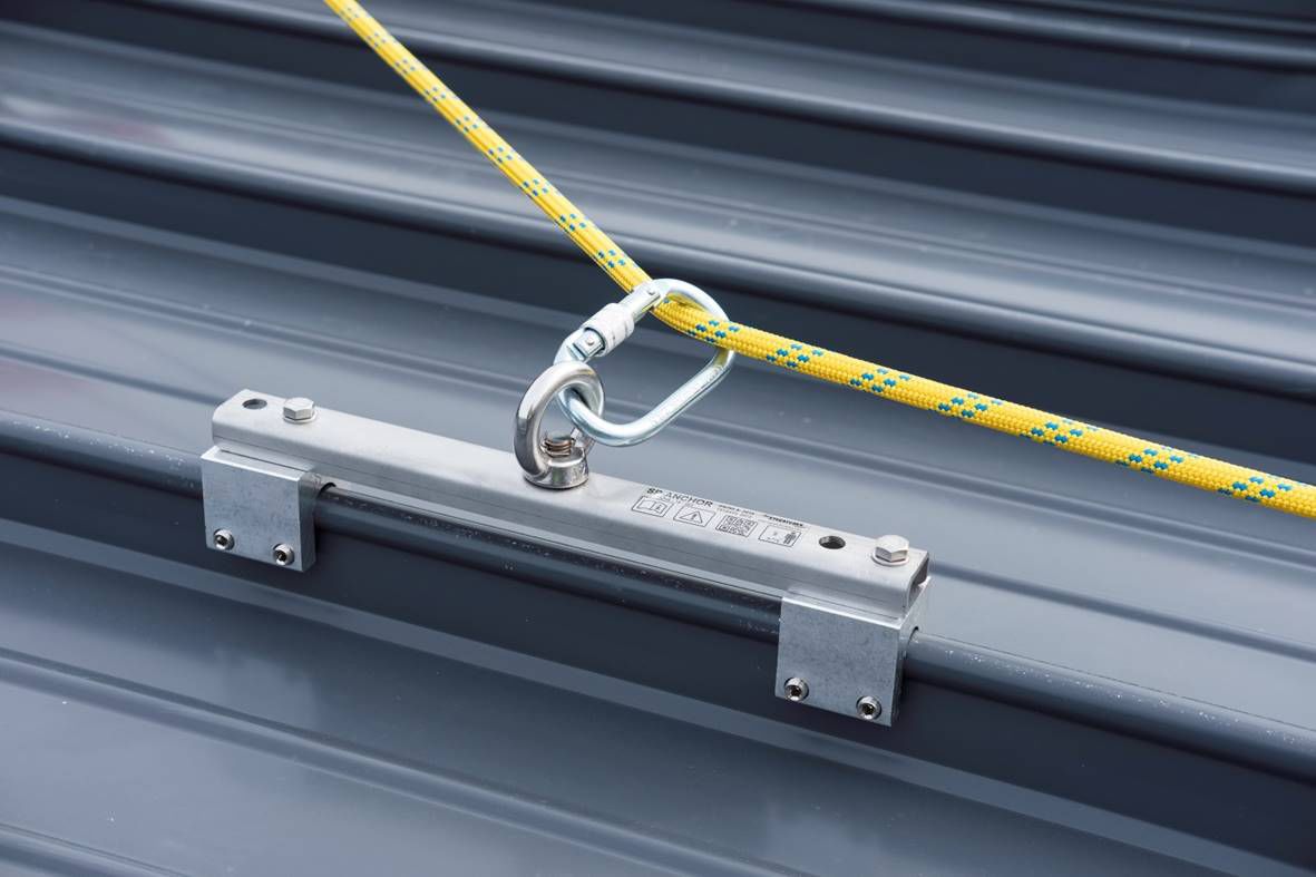 Ancrage pivotant en acier, capacité de 5000 lb 09170E ERICKSON - Automobile | Laferté