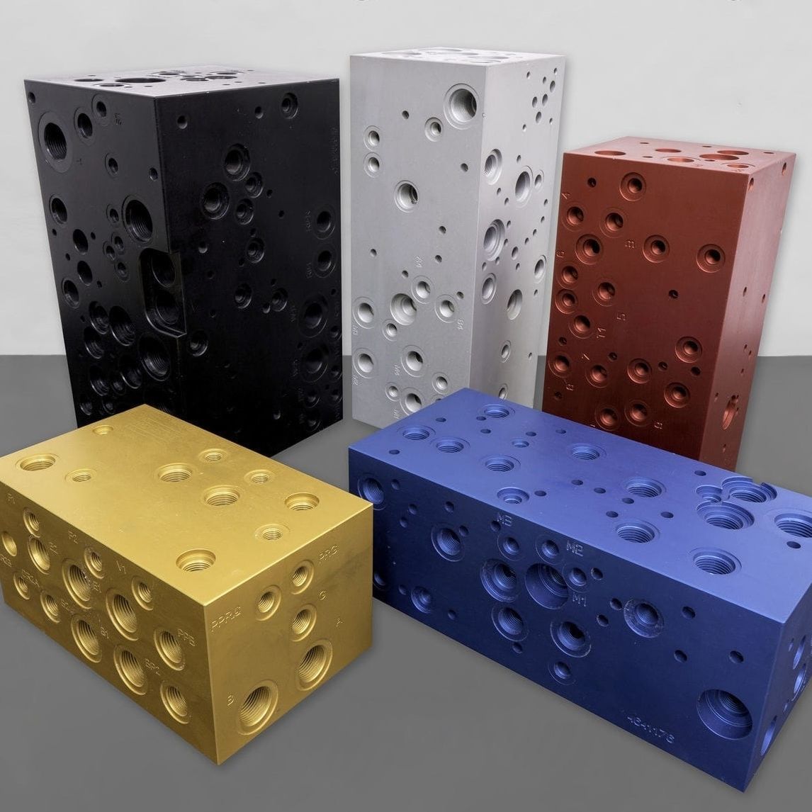 Manifold aluminium EUROFLUID HYDRAULIC SRL multivoie / pour vanne